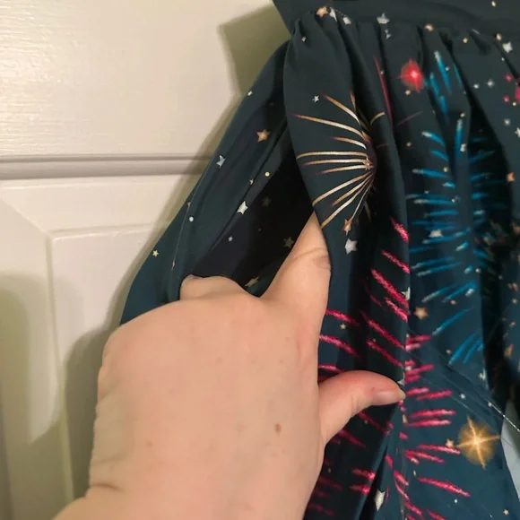 NWOT Unique Vintage Magic Fireworks Show High Waisted Swing Skirt Size Large - Picture 9 of 12